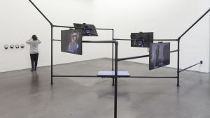 The Common Sense, videoinstallation av Melanie Gilligan The Common Sense, videoinstallation av Melanie Gilligan
