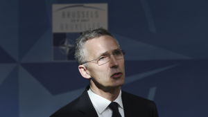 Natos generalsekreterare Jens Stoltenberg höll en presskonferens i Bryssel inför Nato-toppmötet på torsdagen. Natos generalsekreterare Jens Stoltenberg höll en presskonferens i Bryssel inför Nato-toppmötet 25.5.2017