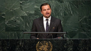 Leonardo DiCaprio talade i samband med undertecknandet av klimatavtalet. Leonardo DiCaprio talar i FN i New York.