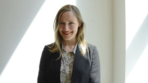 Det var Ally McBeal som fick Tuulia Tanskanen att bli kär i juristyrket. Tuulia Tanskanen.