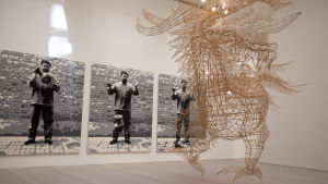 Galerie Forsblom är ett undantag i fältet med resurser att hämta hit konstnärer som Ai Weiwei Ai Weiwein näyttely Exaggeration Galerie Forsblomissa 12.5.2016.