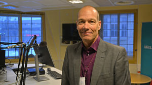 Borgås utbildningsdirektör är positivt inställd till ett eftis i Grännäs skola om det visar sig att det finns tillräckligt med intresse bland föräldrarna. utbildningsdirektör rikard lindström i borgå