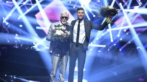 Owe Thörnqvist och Robin Bengtsson tog sig vidare till final i den tredje deltävlingen i Växjö. Owe Thörnqvist och Robin Bengtsson tog sig vidare i Melodifestivalens tredje deltävling i Växjö den 18 februari 2017.