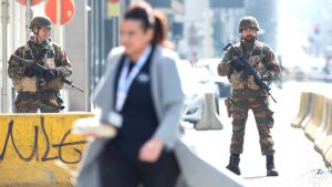 Den 22 april 2016 var det Bryssels tur att utsättas för terrorattacker. 35 personer dog. Belgiska soldater i centrum av Bryssel den 22 mars 2016.