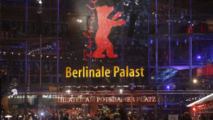 Festivalens centrum vid Marlene Dietrich Platz, med en salong för 1.800 gäster. Filmfestivalens hjärta.