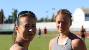 Petra Stenman och Ella Räsänen i Portugal. Petra Stenman och Ella Räsänen, läger i Portugal, våren 2016.
