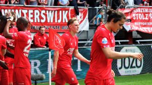 Fredrik Jensen inledde säsongen i FC Twente med att göra mål. Fredrik Jensen och Enes Ünal firar ett av FC Twentes mål mot Groningen.