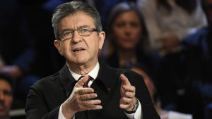 Yttervänsterns Jean-Luc Mélenchons popularitet ökar. Yttervänsterns Jean-Luc Mélenchons popularitet ökar.