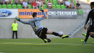 Jevgenij Kobozev höll nollan. Jevgenij Kobozev höll VPS i matchen när det stormade.