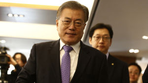 Sydkoreas president Moon Ja-In som har talat för avspänning med Nordkorea sammankallade det nationella säkerhetsrådet till ett krismöte i natt Oppositionsledaren, den vänsterorienterade Moon Jae-In förutspås bli Sydkoreas följande president