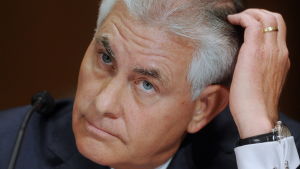 USA:s blivande utrikesminister Rex Tillerson utnämndes år 1998 till direktör i ett bolag på Bahamas. Rex Tillerson hörs av senatens finanskommitté som chef för Exxon Mobile i maj 2011.