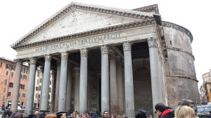Pantheon-temppeli Roomassa