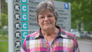 Gabriela Erroll, t.f. direktör för Västra Nylands sjukvårdsområde, hoppas flytten inte blir aktuell. Henkilökuva