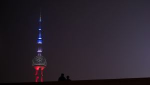 Tv- och utsiktstornet Pearl Tower i Shanghai i Kina Tv-tornet Pearl Tower i Shanghai.