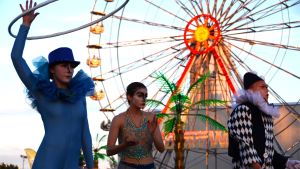 Folk googlar ofta festivaler som t.ex. Weekend-festival. Publiken på Weekend Festival 2015.