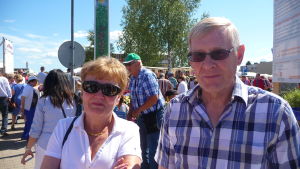 Monica och Klas Häggström Monica och Klas Häggström säger att det bästa med karnevalen är att träffa bekanta.