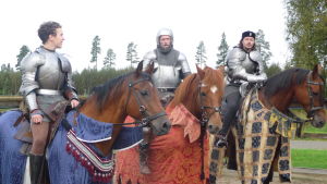 Rohan tallit från Västanfjärd ordnar tornerspel i Åbo igen. Riddare i Karleby