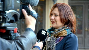 Åbos stadsdirektör Minna Arve vill öka användningen av anonym rekrytering. minna arve