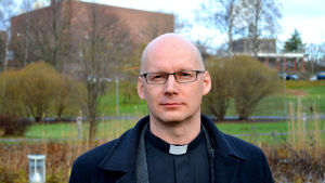 Kyrkoherde Janne Silvast ser det som en självklarhet att kyrkan deltar i en erotikmässa. Kyrkoherde Janne Silvast