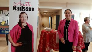 Dubbelt upp av Anette Karlsson i Jakobstad. Anette Karlsson på FSD:s kongress 23.10.2015