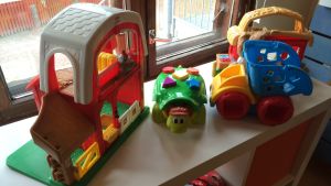 Papperslösas barn har inte rätt till dagvård. leksaker i daghemmet björnen i kyrkslätt