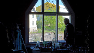 Junes räddade den rivningshotade villan i slutet av 1960-talet. Aulis Junes, ägare till Fågelsångens villa nummer 9.