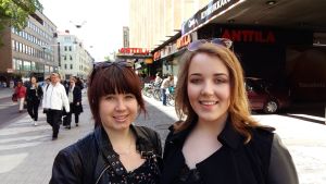 Heidi Salonen och Mariel Hynynen gillar att shoppa. Heidi Salonen och Mariel Hynynen gillar att shoppa.