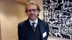 Eugenio Ambrosi fick twitter att explodera med sina uttalanden. Eugenio Ambrosi arbetar med migrationsfrågor vid FN.