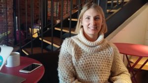 Karoliina Pelander är caféchef på Johan & Nyström Katariina Pelander är caféchef vid Johan & Nyström