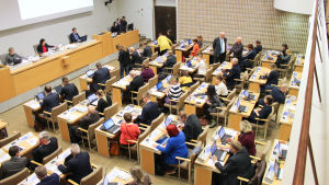 Fullmäktigesalen, där sitter de som bestämmer! Helsingfors fullmäktigesal, möte på gång