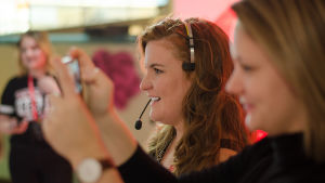 Amie Borgar har tidigare jobbat inom evenemangsbranchen och som producent för Ung-redaktionen vid Svenska Yle. Amie Borgar och Michaela Rosenback följer med X3M:s specialsändning under Näsdagen 2016.