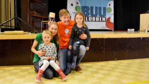 En av höjdpunkterna för Emilia och Linnea var att få träffa BUU-klubbsledarna Hanna och Staffan. En av höjdpunkterna för Emilia och Linnea var att få träffa BUU-klubbsledarna Hanna och Staffan.
