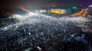 Massdemonstration i Bukarest den 5 februari 2017. Uppskattningsvis 200-300 000 människor deltog i demonstrationen i Bukarest på söndagen 5.2.2017