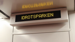 Stavfel. Idrottsparkens metrostation behöver ett T till. idrotsparken är felstavat i västmetron
