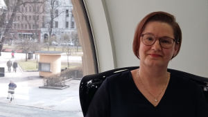 Päivi Mäenpää var med och rekryterade de första sjukskötarna till Finland. Päivi Mäenpää var med och rekryterade de första sjukskötarna till Finland.