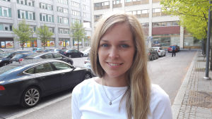 Trafikstyrningschef Johanna Nyberg har berett ärendet om parkeringsavgifterna i Esbo. Johanna Nyberg är trafikstyrningschef i Esbo.