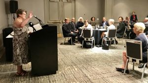 President Sauli Niinistö på vänortsmöte i Minneapolis med fru och följe. Sauli Niinistö med fru och följe på möte med Salos och Kuopios vänorter