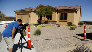 Stephen Paddock hade 19 vapen i sitt hem i Mesquite i Nevada Stephen Paddock hade 19 vapen i sitt hem i Mesquite i Nevada
