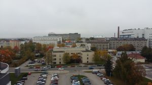 Borreliosforskningen vid Åbo universitet. Rakt fram Åbo universitets byggnad Mikro och till höger Medisiina. I bakgrunden ÅUCS A-sjukhus och U-sjukhus.