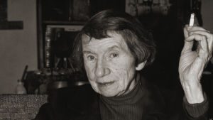 Gerd Ladewig, Jeanne Mammen i sin ateljé i Berlin, ca 1974-75,
