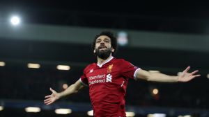Mohamed Salah har varit ett av höstens utropstecken. Mohamed Salah firar ett mål för Liverpool