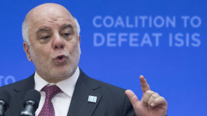 Haider al-Abadi har nu ett svårt jobb framför sig. Landet måste enas och misstron mellan folkgrupperna åtgärdas om IS ska slås också inte bara militärt, utan också som terrorgrupp. Närbild på Iraks premiärminister Haider al-Abadi.