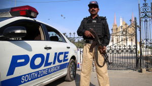 Säkerheten kring kyrkor i Pakistan har skärpts ytterligare inför julhelgen Säkerheten kring kyrkor i Pakistan har skärpts ytterligare inför julhelgen