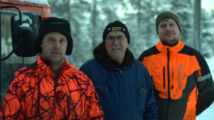 Väderprognosen drog Dennis Gerke, Ulf Bergholm och Gustav Hildén vid näsan. Dennis Gerke, Ulf Bergholm och Gustav Hilden står på rad.
