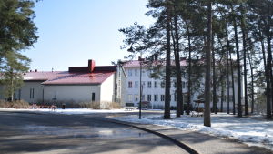 Virkby gymnasium En byggnad där både Källhagens skola och Virkby gymnasium finns i Virkby.