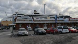 Viking Lines kryssningsfartyg M/S Grace i Åbo hamn. Viking Lines kryssningsfartyg M/S Grace i Åbo hamn.