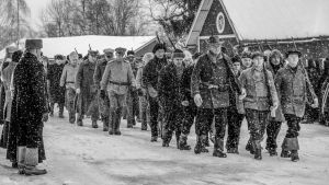 Tammisunnuntai 1918 -dokumenttielokuva tuo päivänvaloon itsenäisyyden alkuaikojen tapahtumat, joista on vaiettu pitkään. 