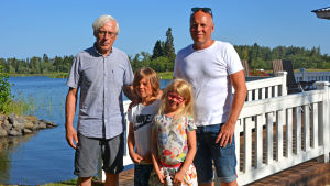 Sven-Erik "Benny", Elias, Lova och Pati Hansén. Sven-Erik "Benny", Elias, Lova och Pati Hansén.