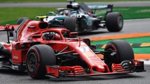 Räikkönen kunde inte hålla Hamilton bakom sig ända till mål. Kimi Räikkönen i farten.