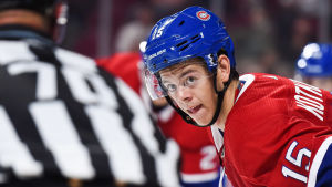Kotkaniemi fick debutera på allvar mot Devils. Jesperi Kotkaniemi spelar i Montreal Canadiens.